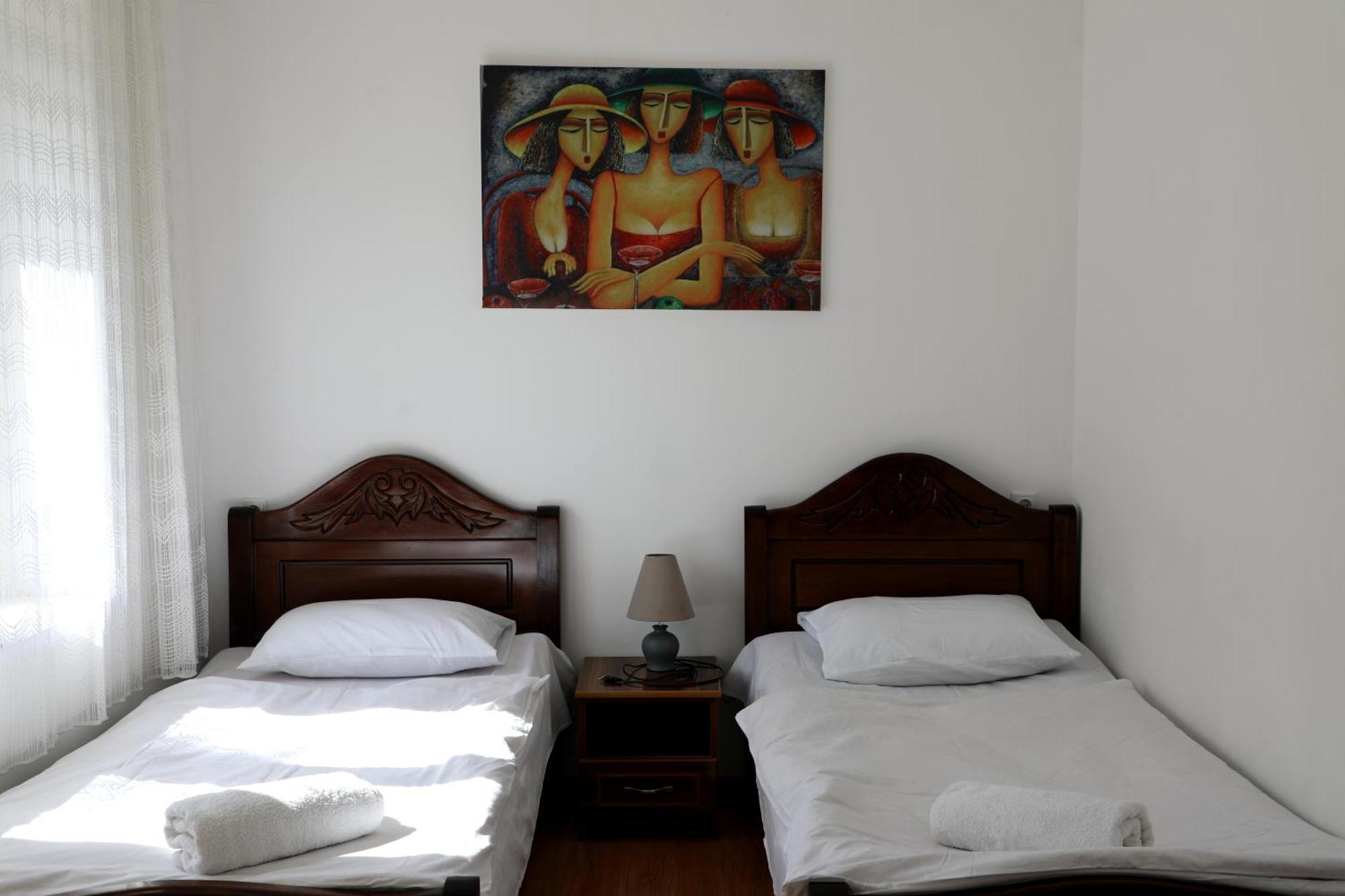 Nadia Guesthouse Mestia Eksteriør billede