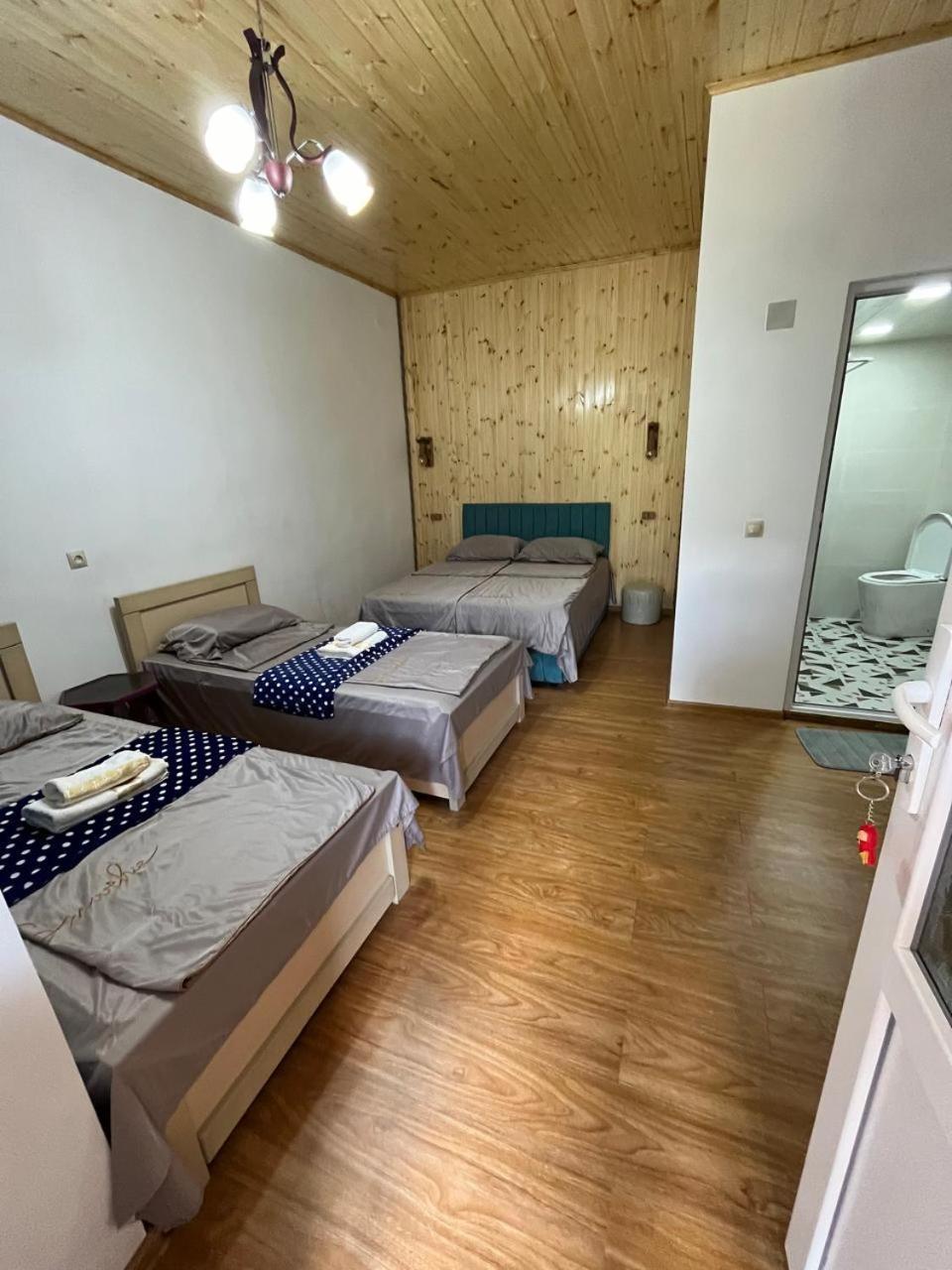 Nadia Guesthouse Mestia Eksteriør billede