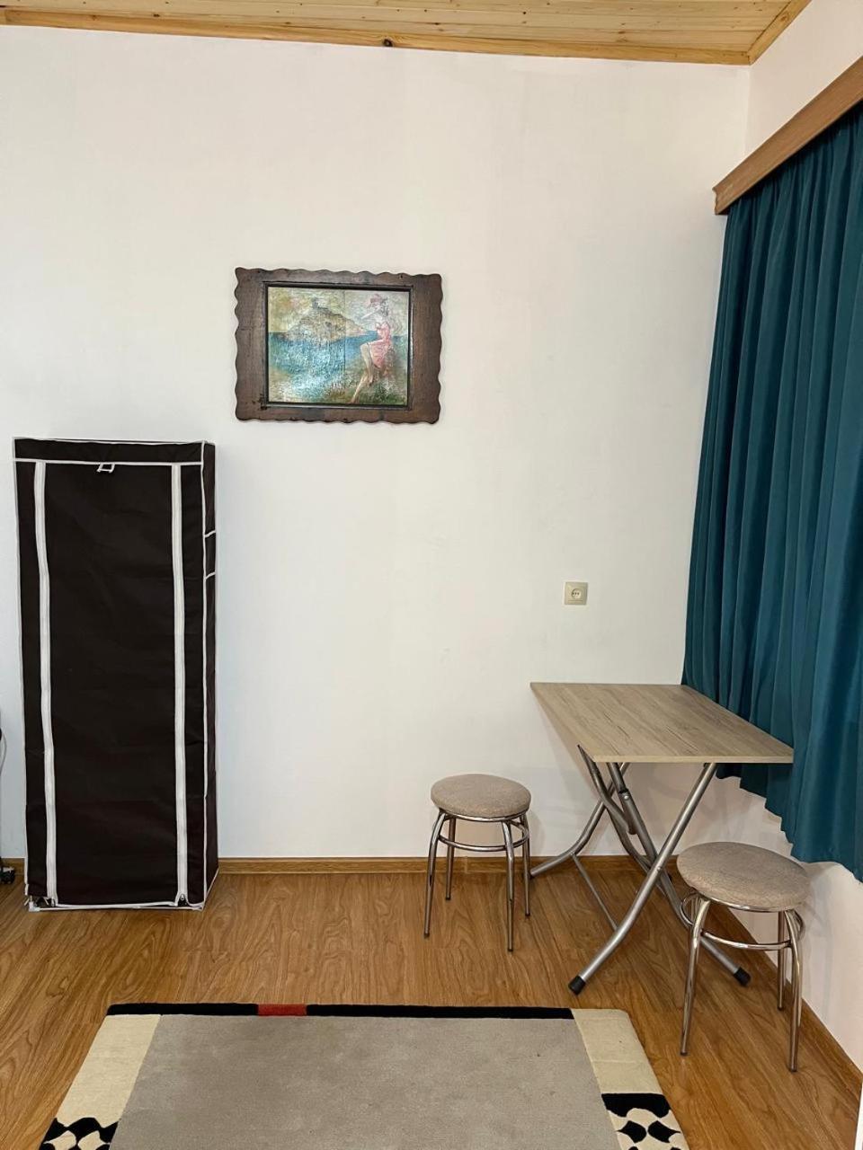Nadia Guesthouse Mestia Eksteriør billede
