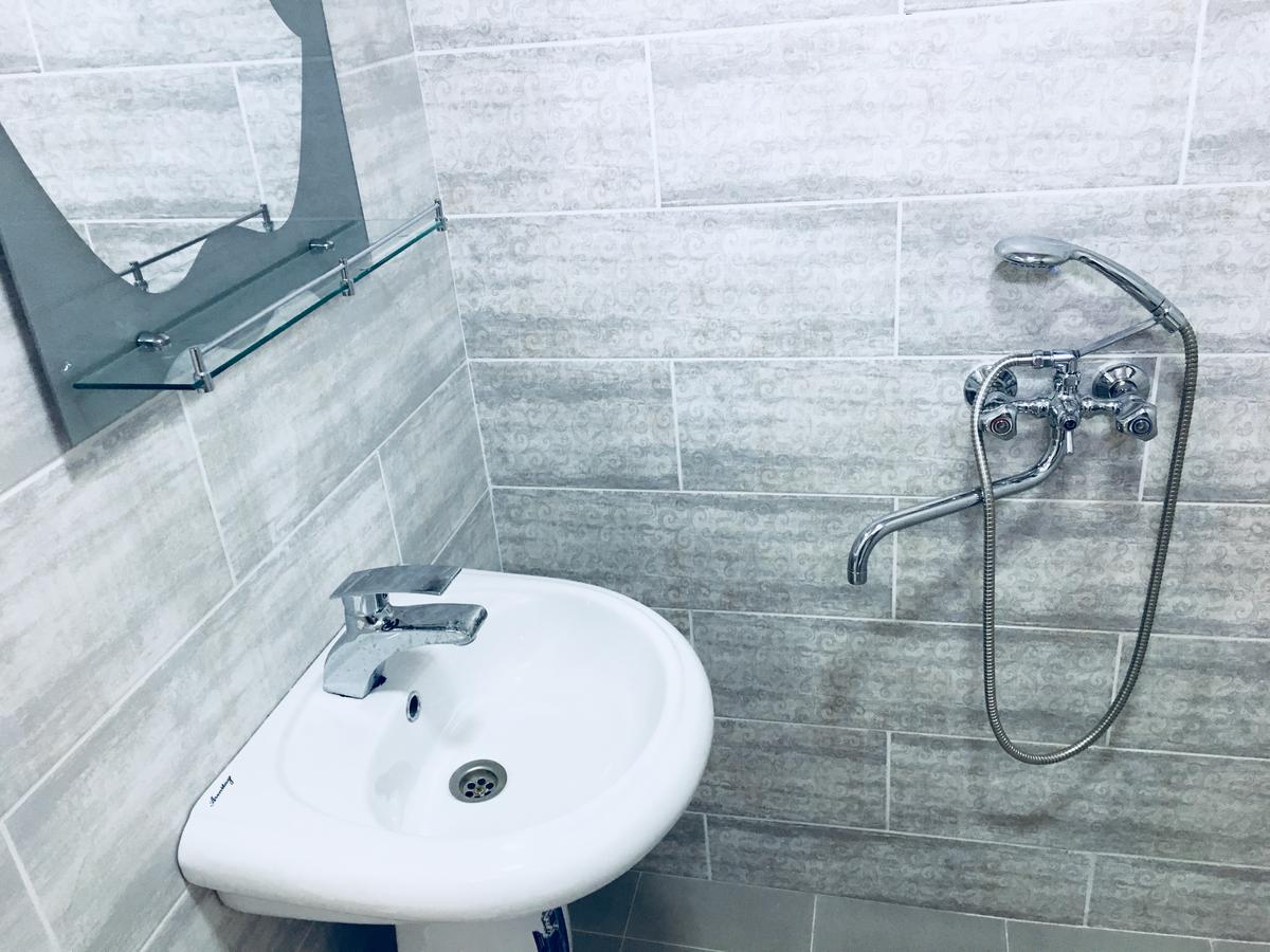 Nadia Guesthouse Mestia Eksteriør billede